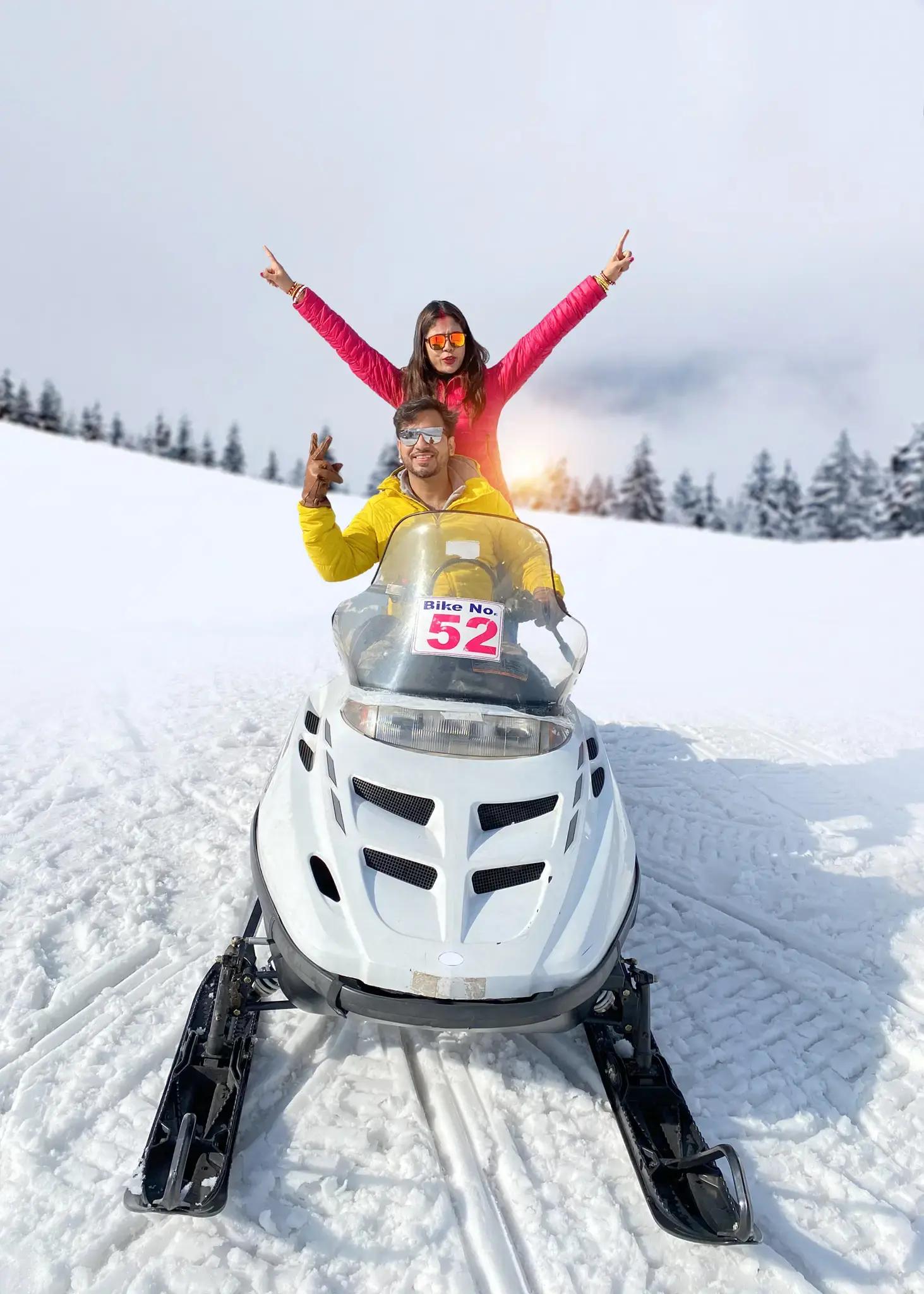 Why Kashmir is the Perfect Honeymoon Destination: Romantic Spots You Can’t Miss